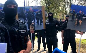 [VIDEO] PATRIOT24 RUTKOWSKI W AKCJI: Agresywna bojówka próbowała zakłócić legalną demonstrację Biura Rutkowski pod Ambasadą Niemiec!