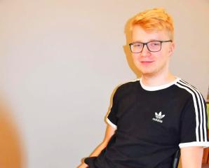 Inwalida Konrad Ziółkowski chodzi – sam to przyznał. Reakcja prokuratury [ŚLEDZTWO] 