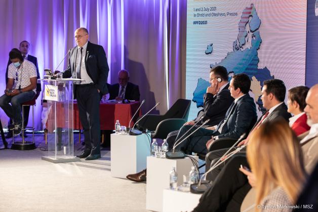 [VIDEO] Minister Zbigniew Rau wziął udział w Prespa Forum for Dialogue w Ochrydzie z udziałem premierów Serbii, Albanii, Kosowa oraz Bośni i Hercegowiny, a także ministrów spraw zagranicznych Austrii i Turcji, poświęconej tematowi synergii działań UE i USA